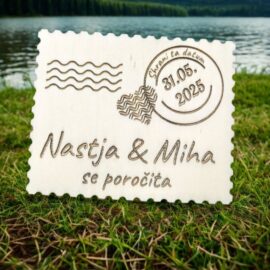 Leseno vabilo za poroko – personalizirano z imeni in datumom