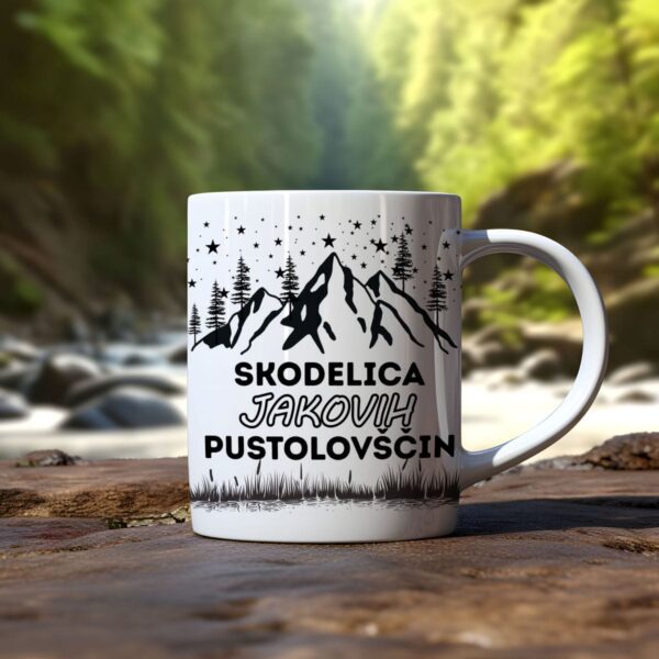 Skodelica pustolovščin
