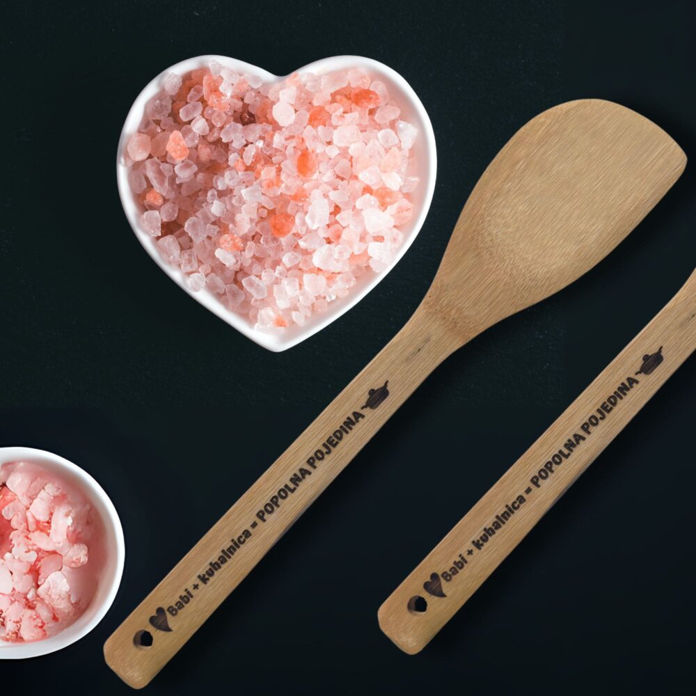 Kuhalnica iz naravnega lesa