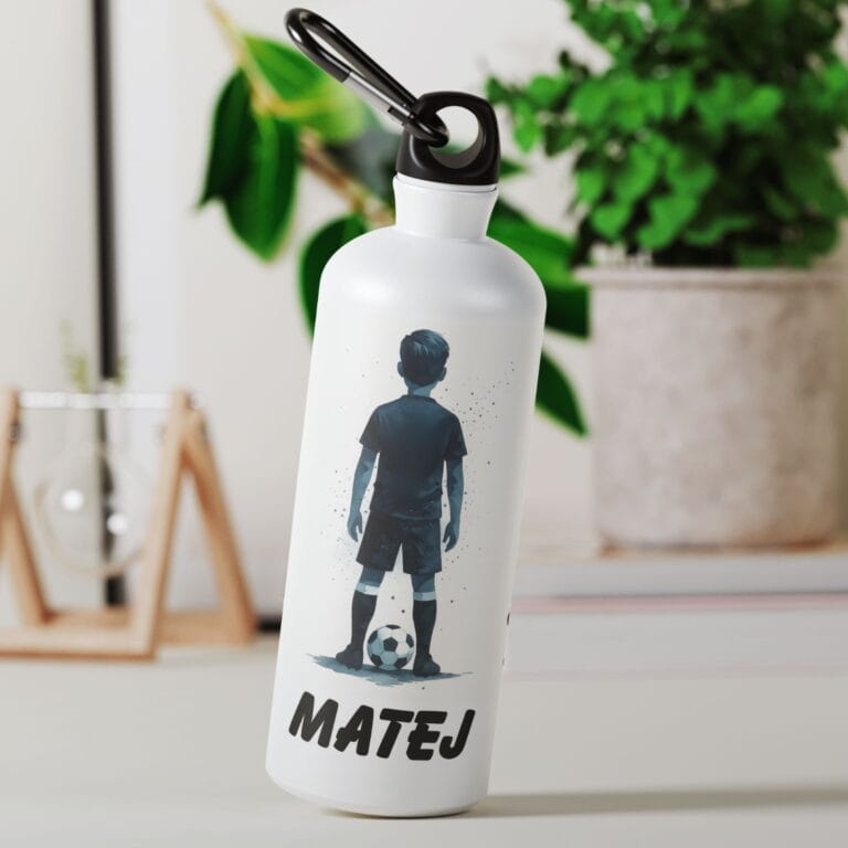 Personalizirana steklenička za fante z nogometašem, ohranja pijačo toplo ali hladno več ur
